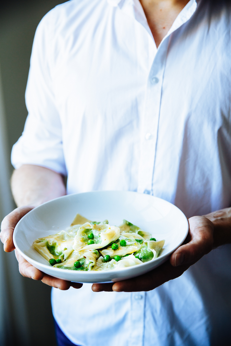 Snelle tortelloni met erwtenpuree