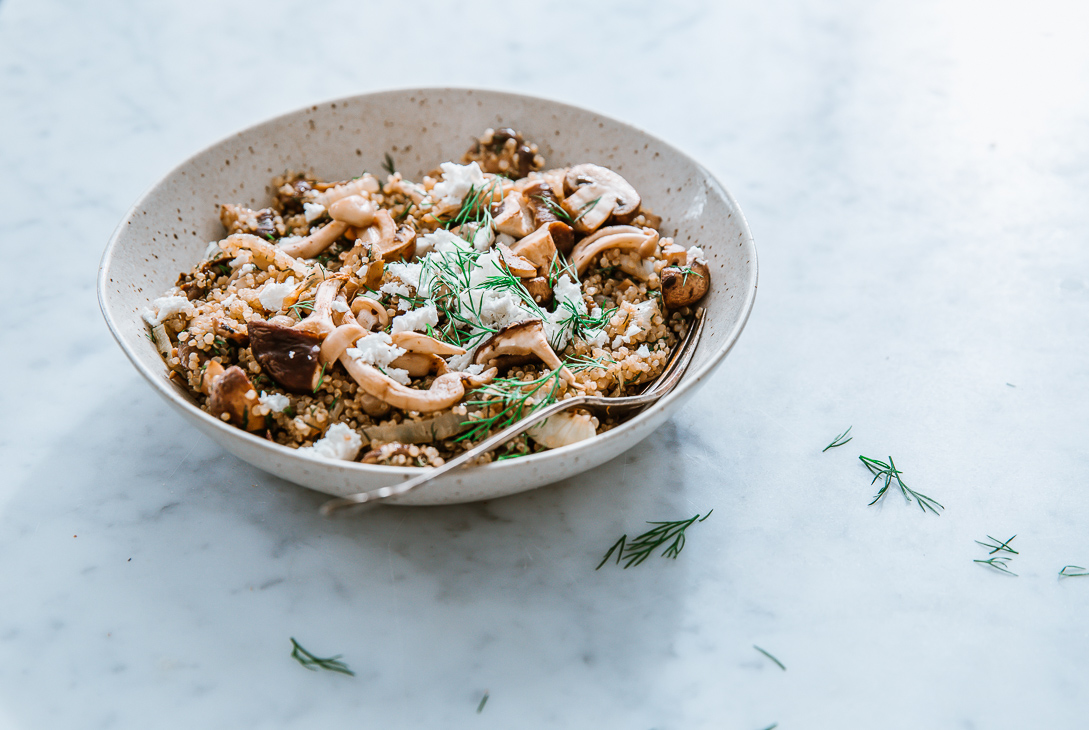 Bulgur of quinoa met paddenstoelen & feta van Ottolenghi