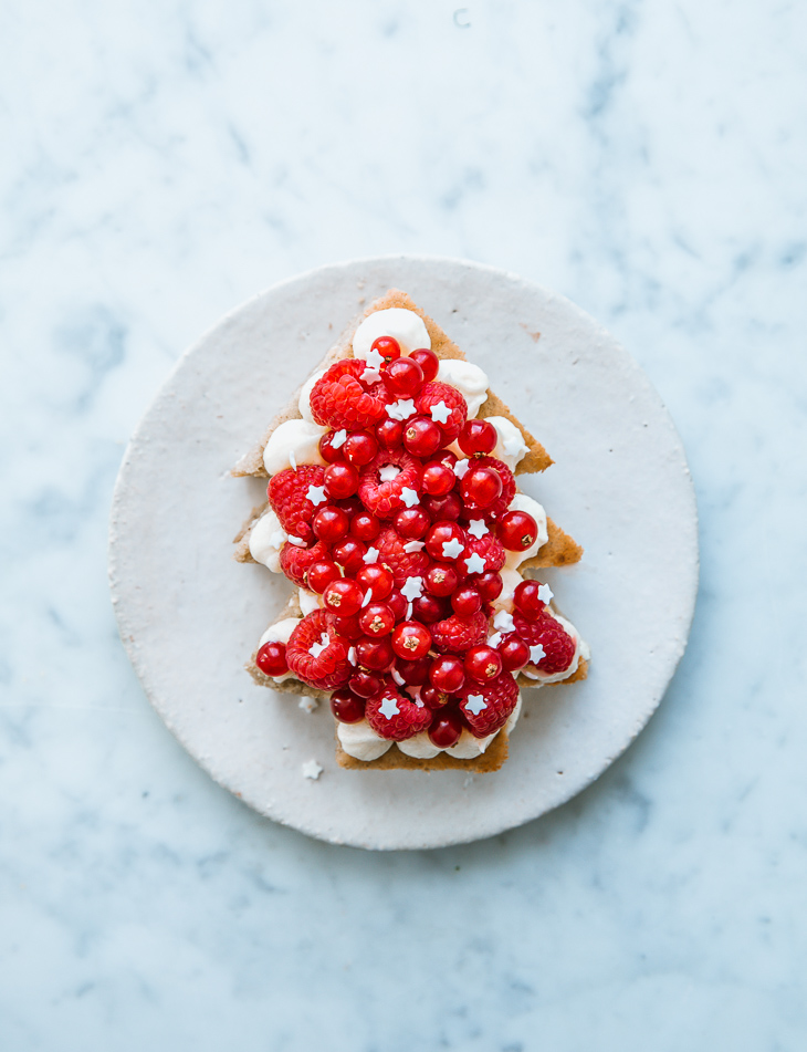 Kerstboom-taart van bananenbrood