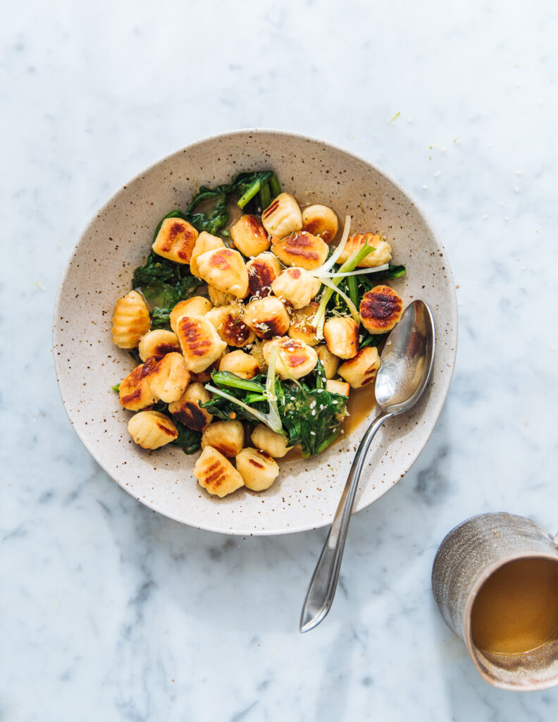 Gnocchi met misoboter (uit Ottolenghi’s Flavour)